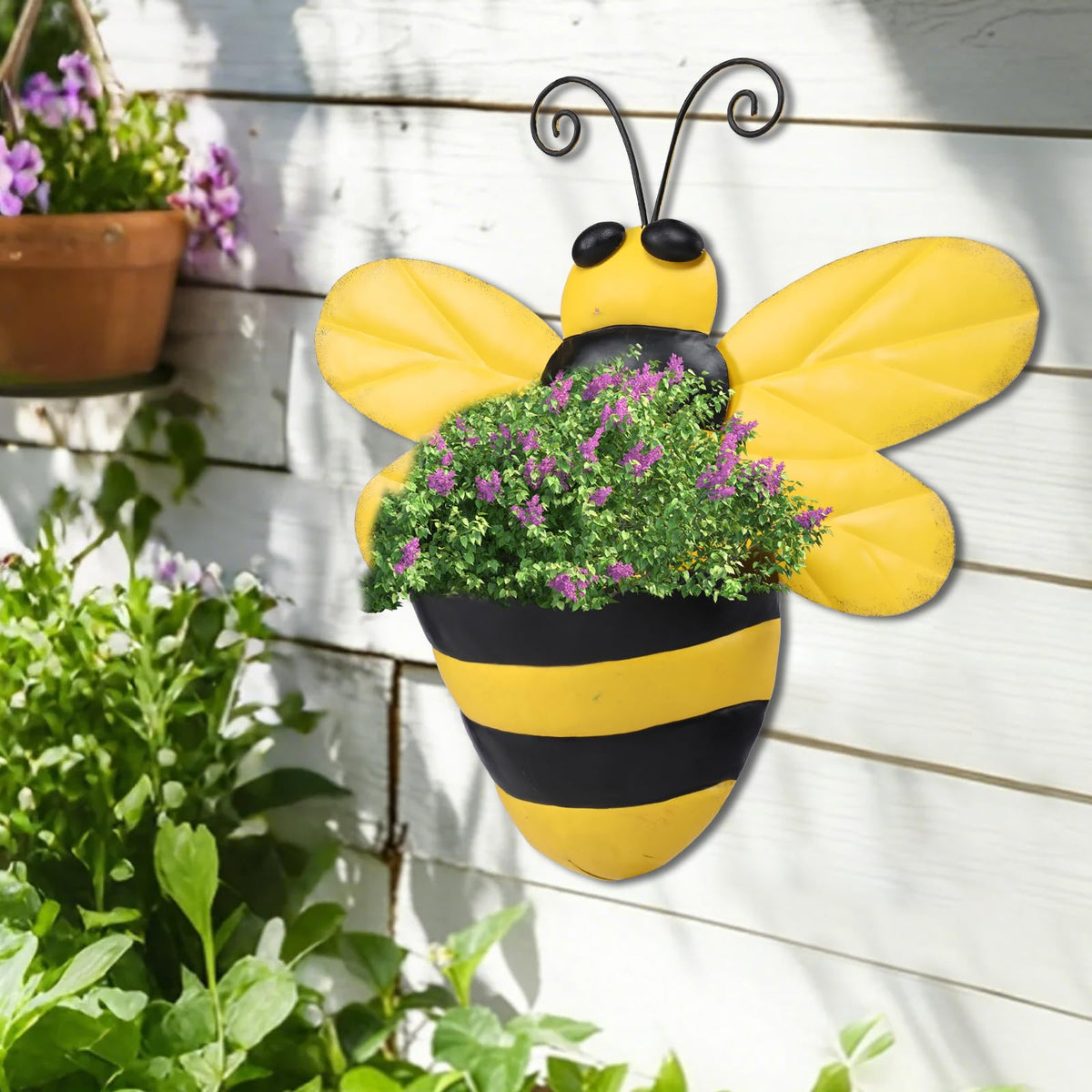 Chonsun Vertical garden planter enables space-saving herb displays.