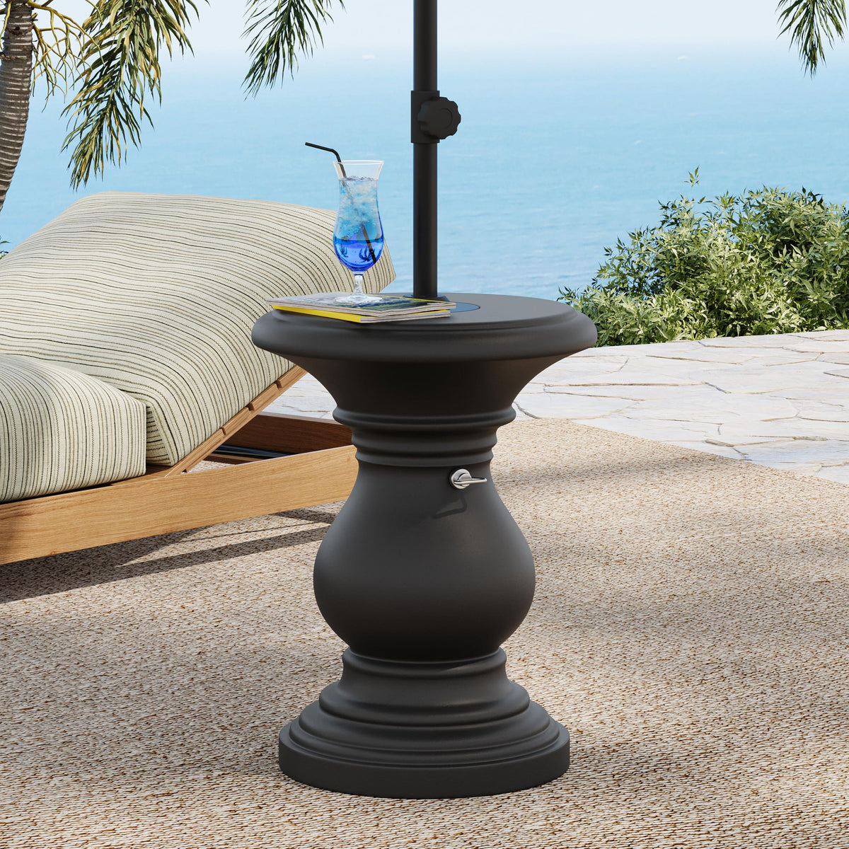 Oriana MGO umbrella base with hand-turn knob for secure pole fit.
