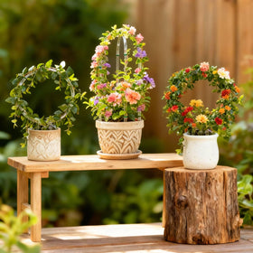 Chrotopic lightweight, tool-free design for easy pot insertion.