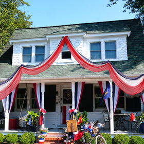 Chumia garden celebration banner setup adds festive mood for gatherings.