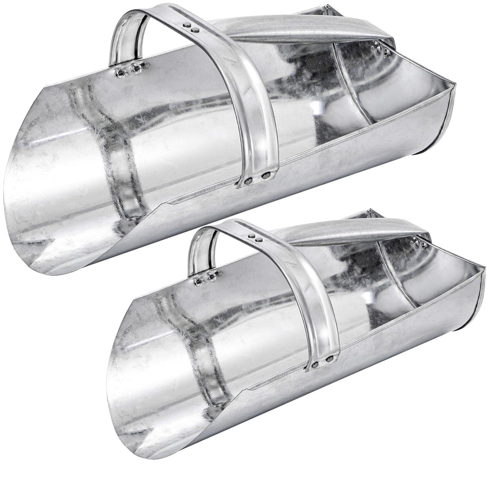 Cididu big 4qt feed scoop ready for bulk livestock feeding.