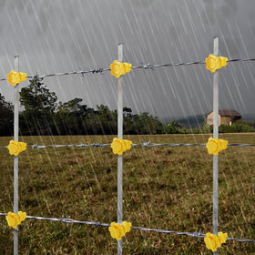 Cididu versatile insulators for wooden and fiberglass posts on a fence.