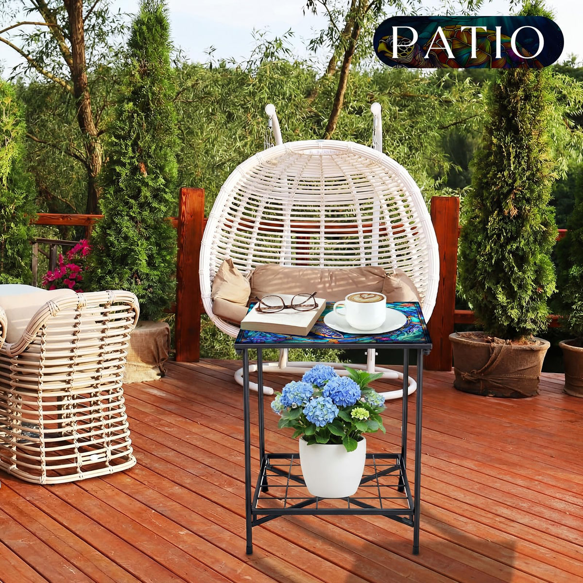 Cinnvoice hollow iron art design adds charm to any indoor or outdoor corner.