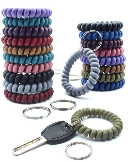 Cinvo elastic wristbands securely hold keys during workouts.