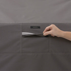 Webbing belts on Ravenna offer a precise, secure look