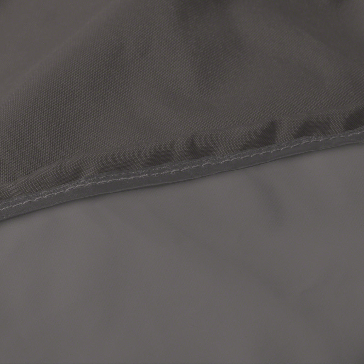 Air vents on Ravenna cover reduce condensation