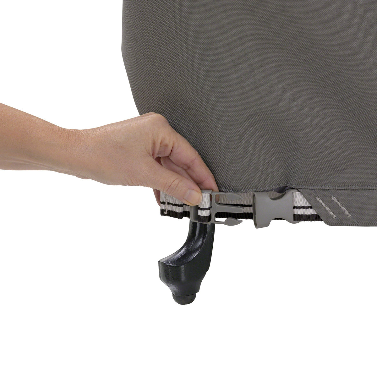 Ravenna cover adjustable hem straps provide a snug, customizable fit