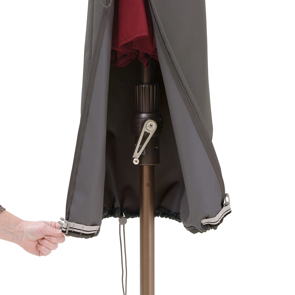 Reinforced handles on Ravenna umbrella cover for easy removal