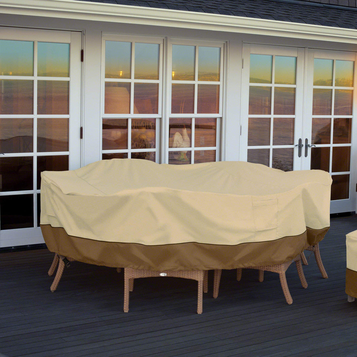 Classic Accessories Veranda padded handles enable easy cover removal