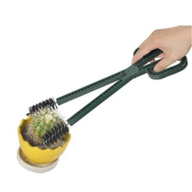 CLEVER BEAR cactus pliers safety design reduces finger pricks during transplant.