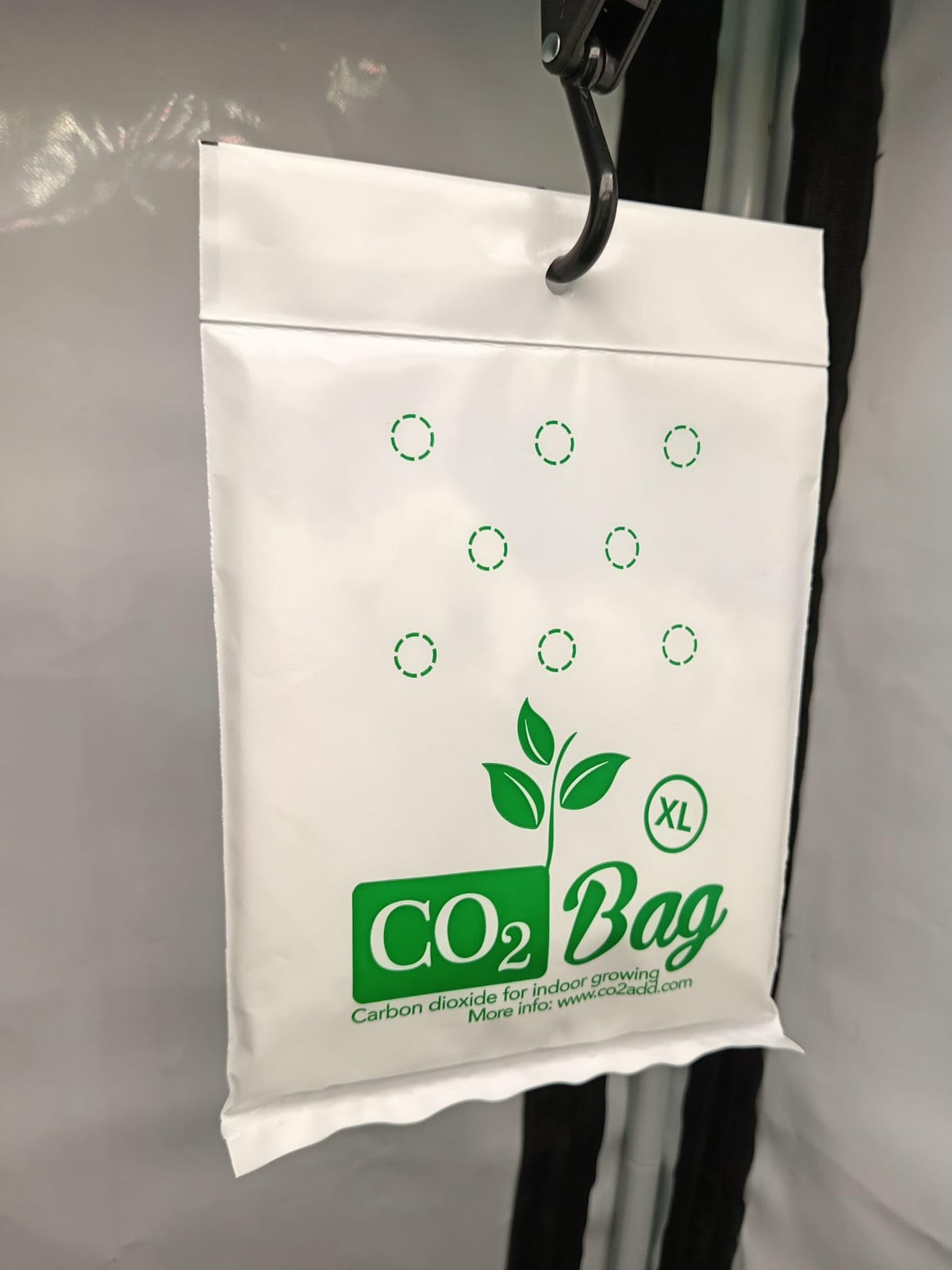 CO2BAG XL boosted-plant-growth highlights potential faster growth and color.