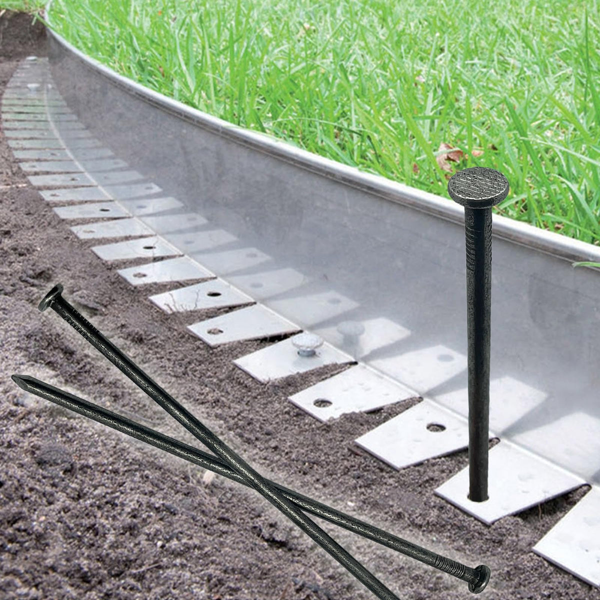 COBARYEN metal nails: pointed tips for easy installation in any soil.