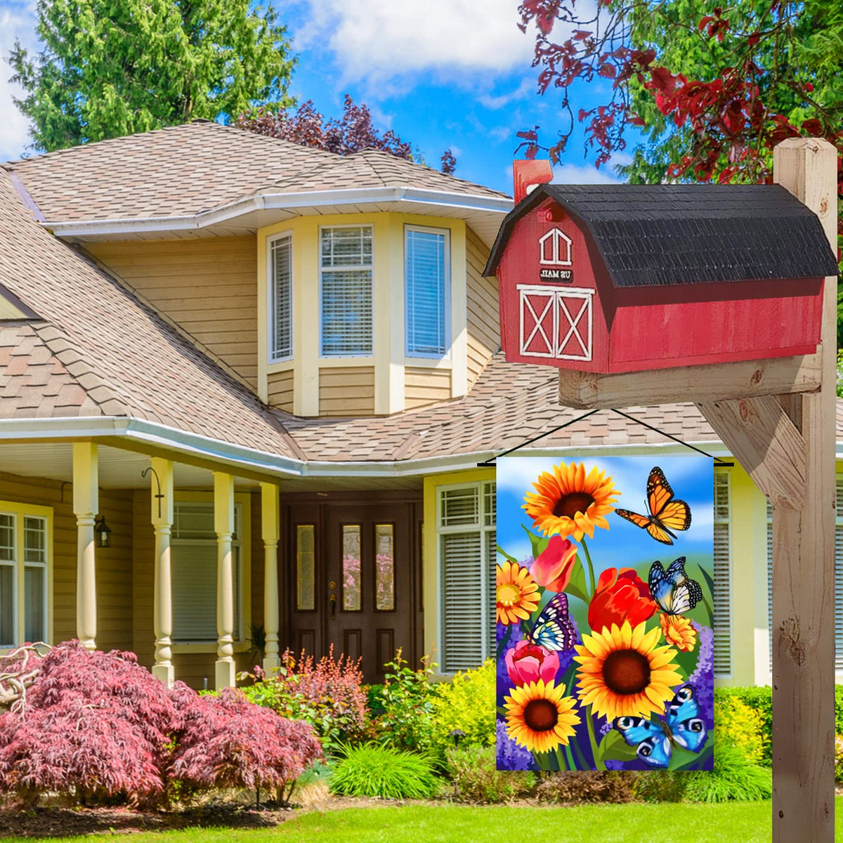 COCJCJ weather-resistant sunflower flag withstands outdoor conditions.