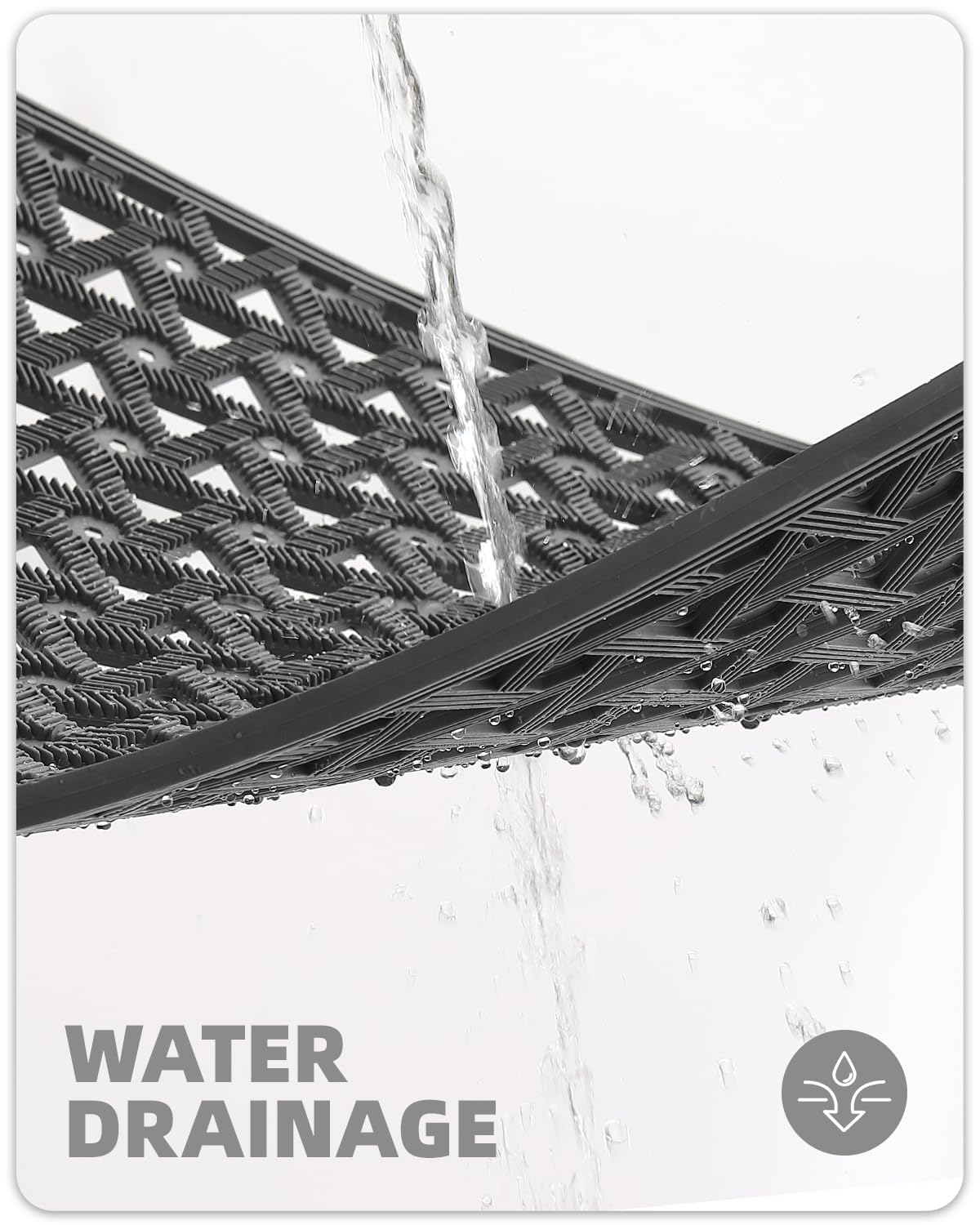 Color&Geometry non-slip backing keeps the mat in place in all weather