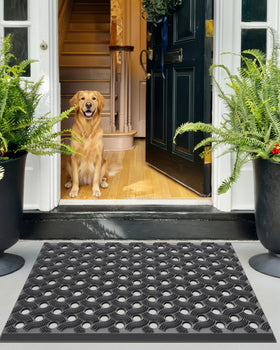 Color&Geometry easy maintenance with rinse or shake keeps mat fresh.