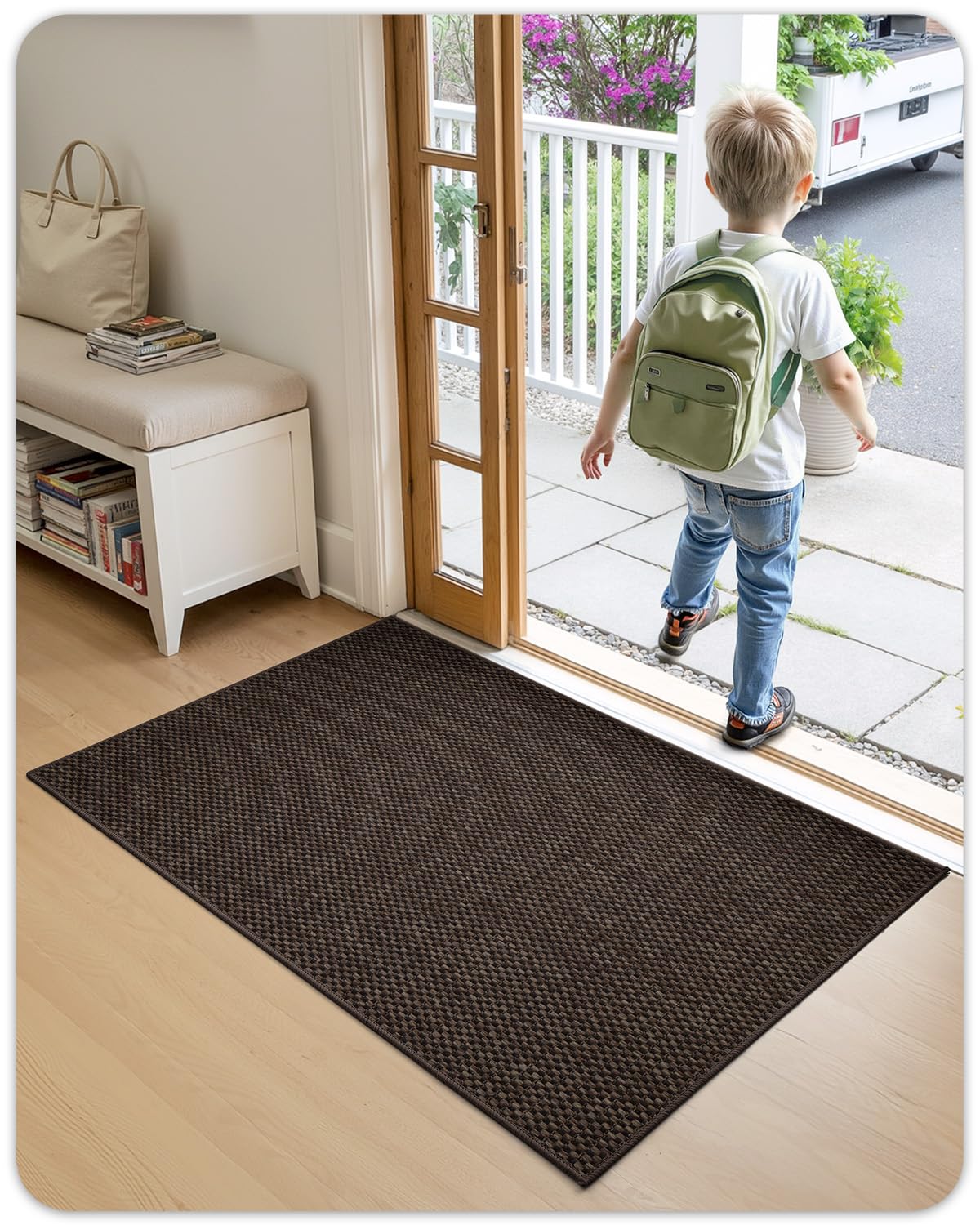 Color&Geometry ultra-thin mat stays flat and crease-free.