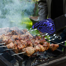Comsmart BBQ gloves machine washable for convenient maintenance.