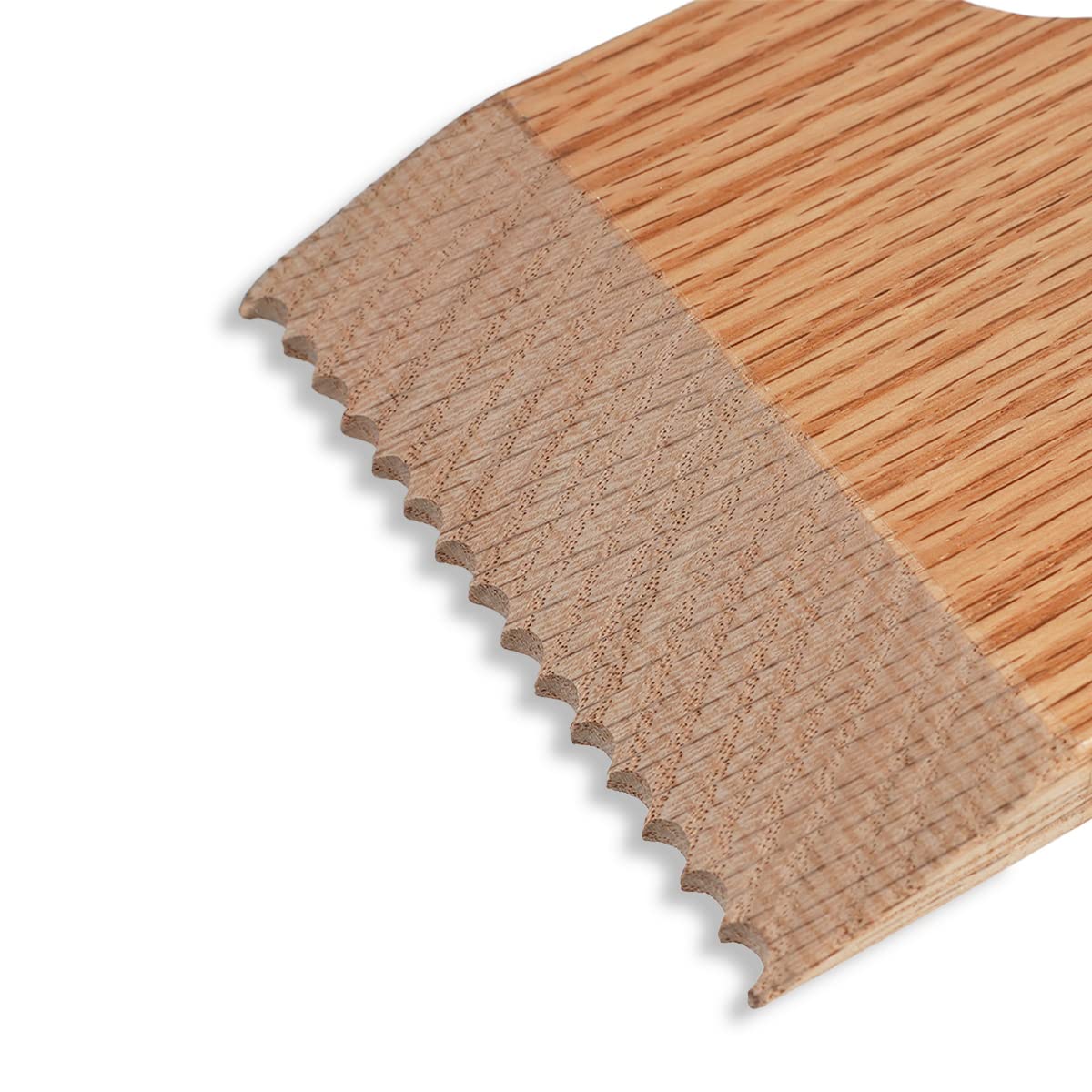 USA-grown oak material showcased in CONSDAN grill scraper for longevity.