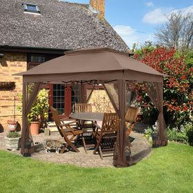 COOS BAY extended roof edge provides perimeter shade.