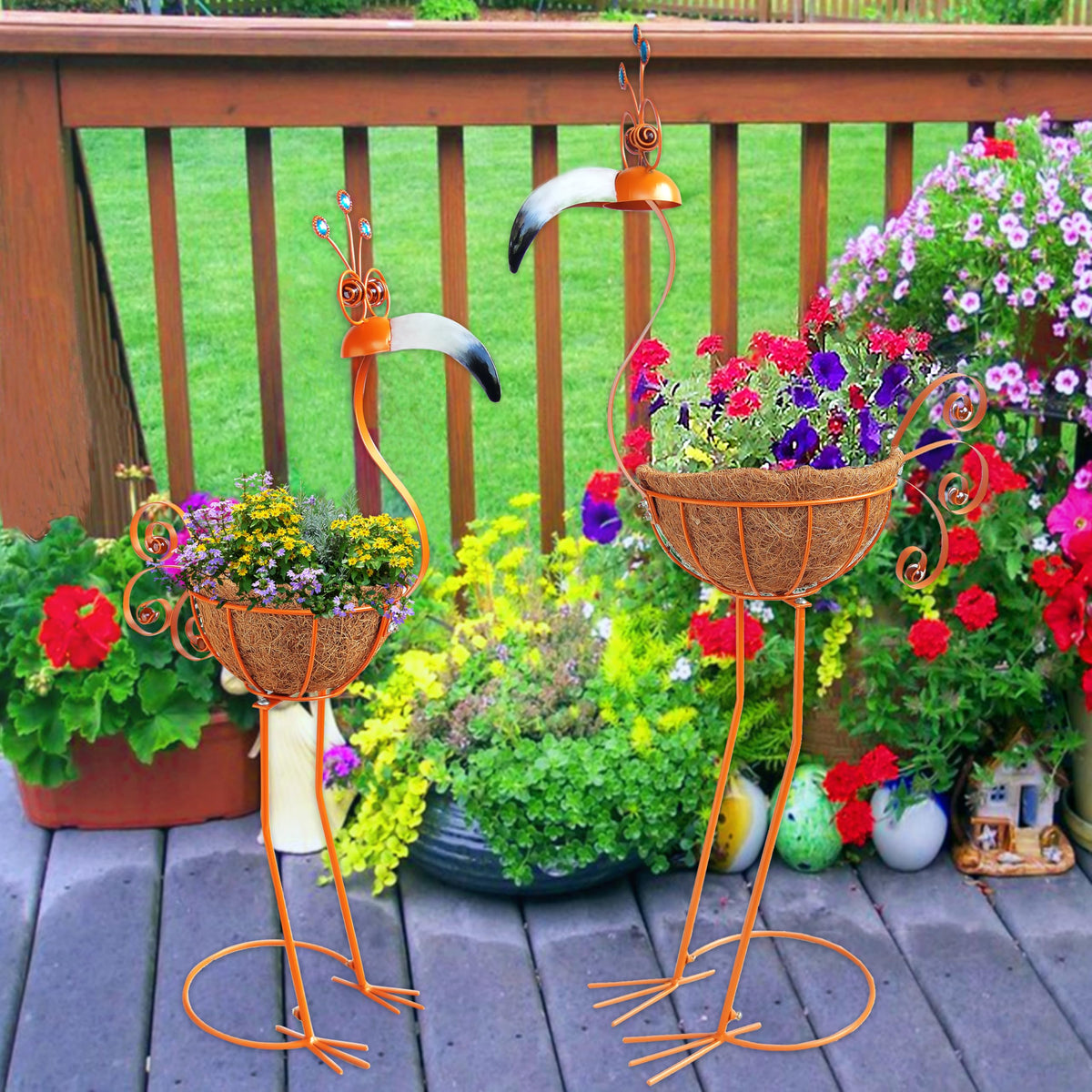 COOZZYHOUR small toucan planter with basket for compact spaces