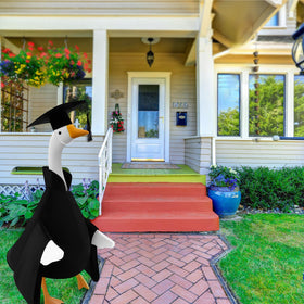 Cosblank outdoor yard decor for a 58 cm goose statue adds festive character.