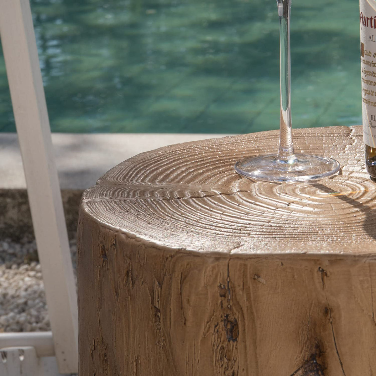 COSIEST 15 inch diameter by 16.5 inch tall size fits tight spaces