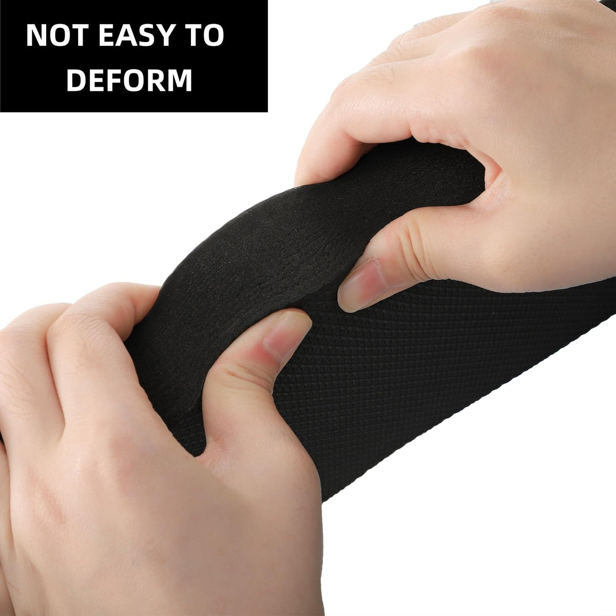Covzoe textured bottom keeps pad from slipping during yard tasks.