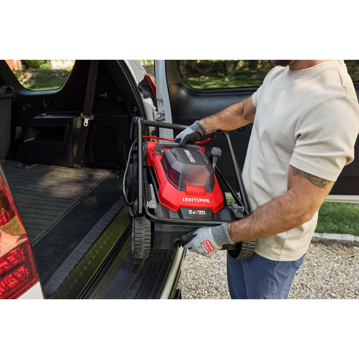CRAFTSMAN 45-minute runtime suits small to medium yards