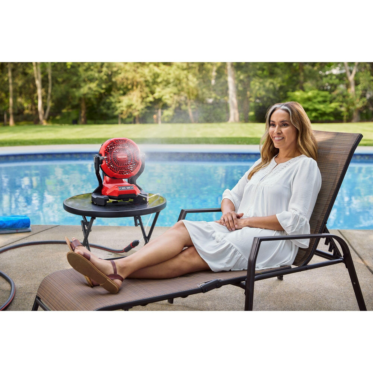 CRAFTSMAN V20 misting fan provides up to 515 CFM airflow and 1.3 GPH water flow