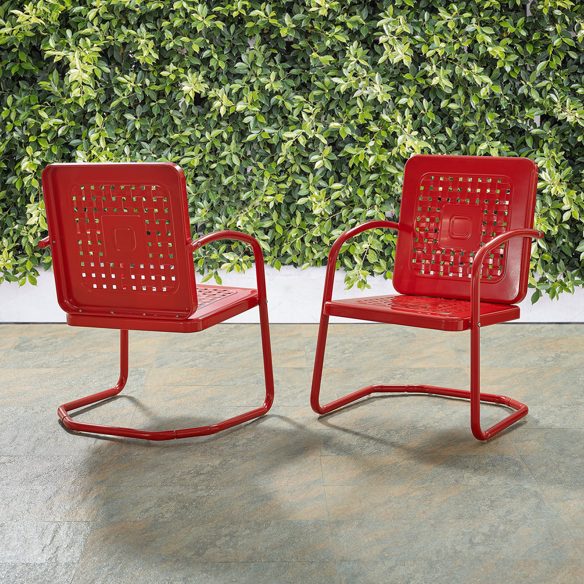 Crosley Bates outdoor chair in steel frame ready for everyday use.