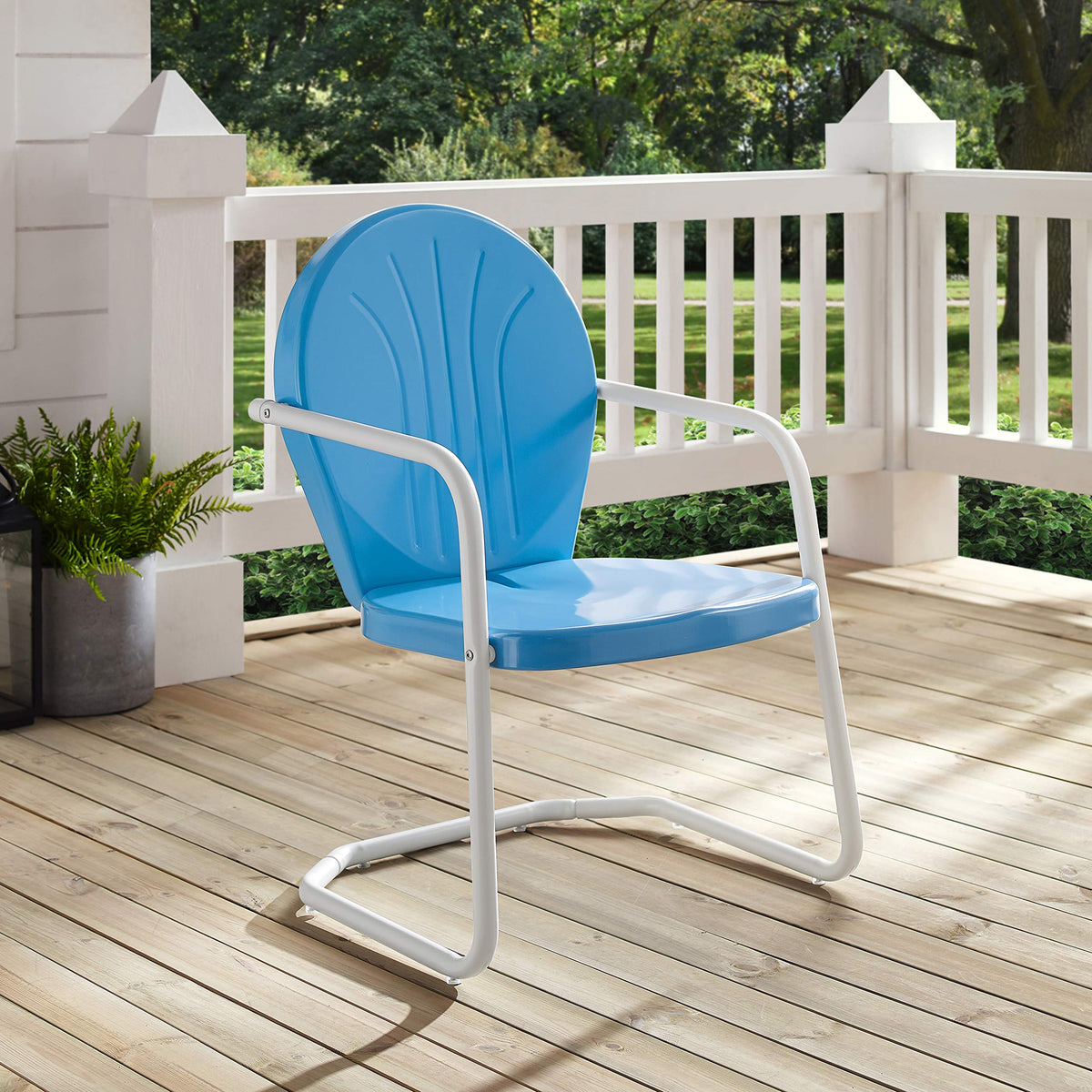 Crosley Griffith sky blue finish complements outdoor dining setups.