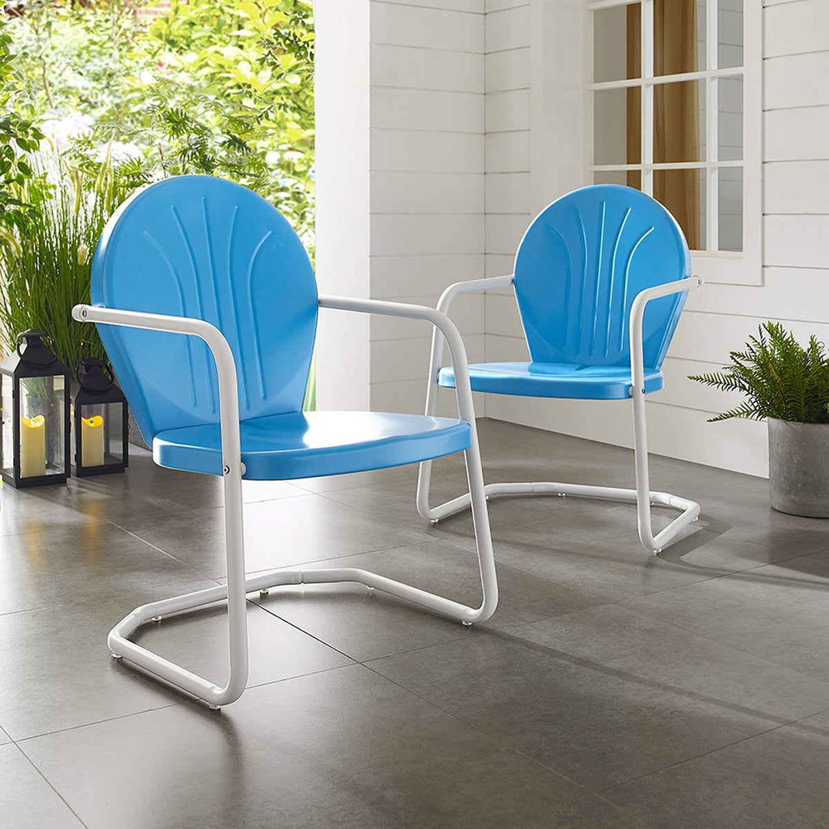 Crosley Griffith compact chair fits small patios, balconies, or porches.