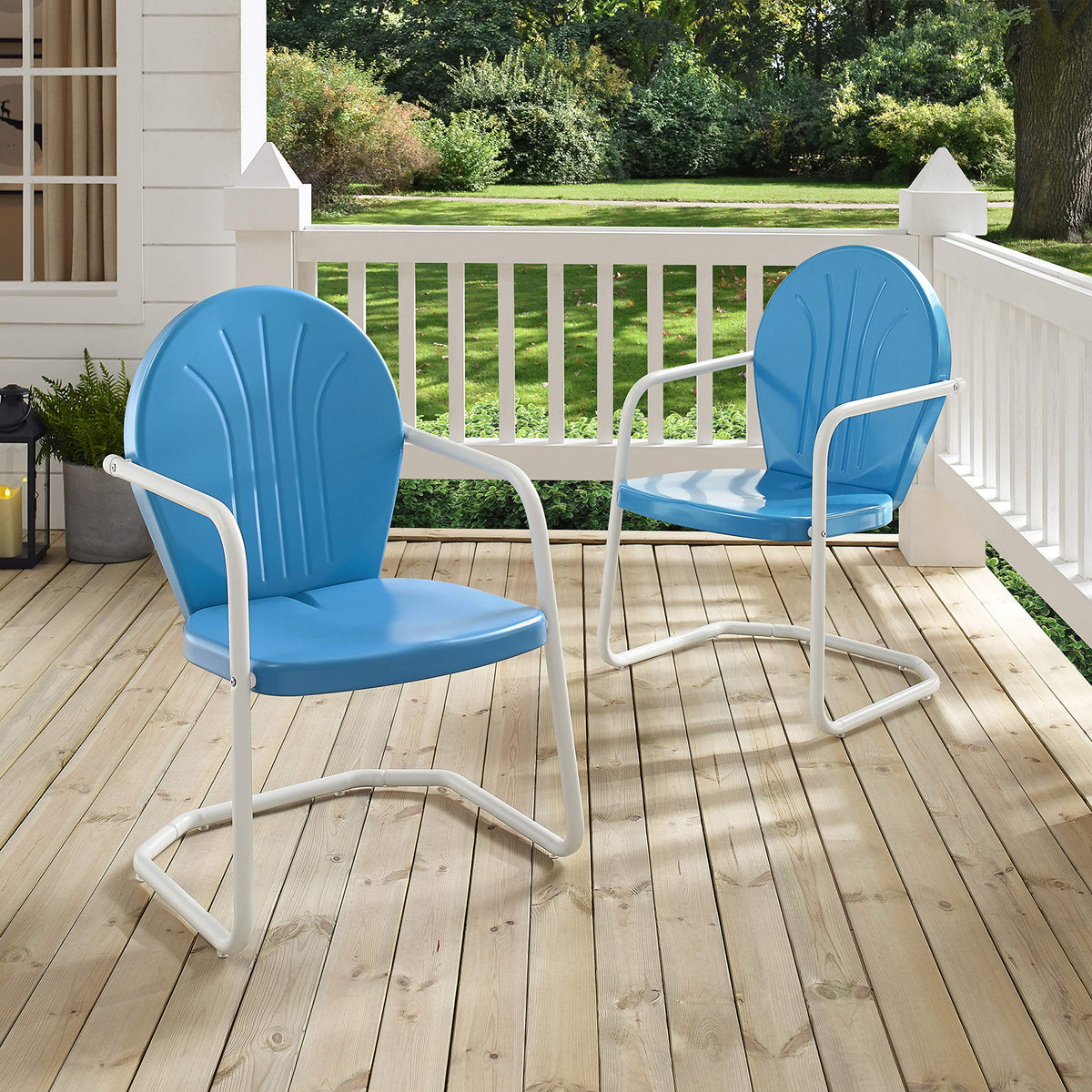 Crosley Griffith USA-designed chair with American-backed support.