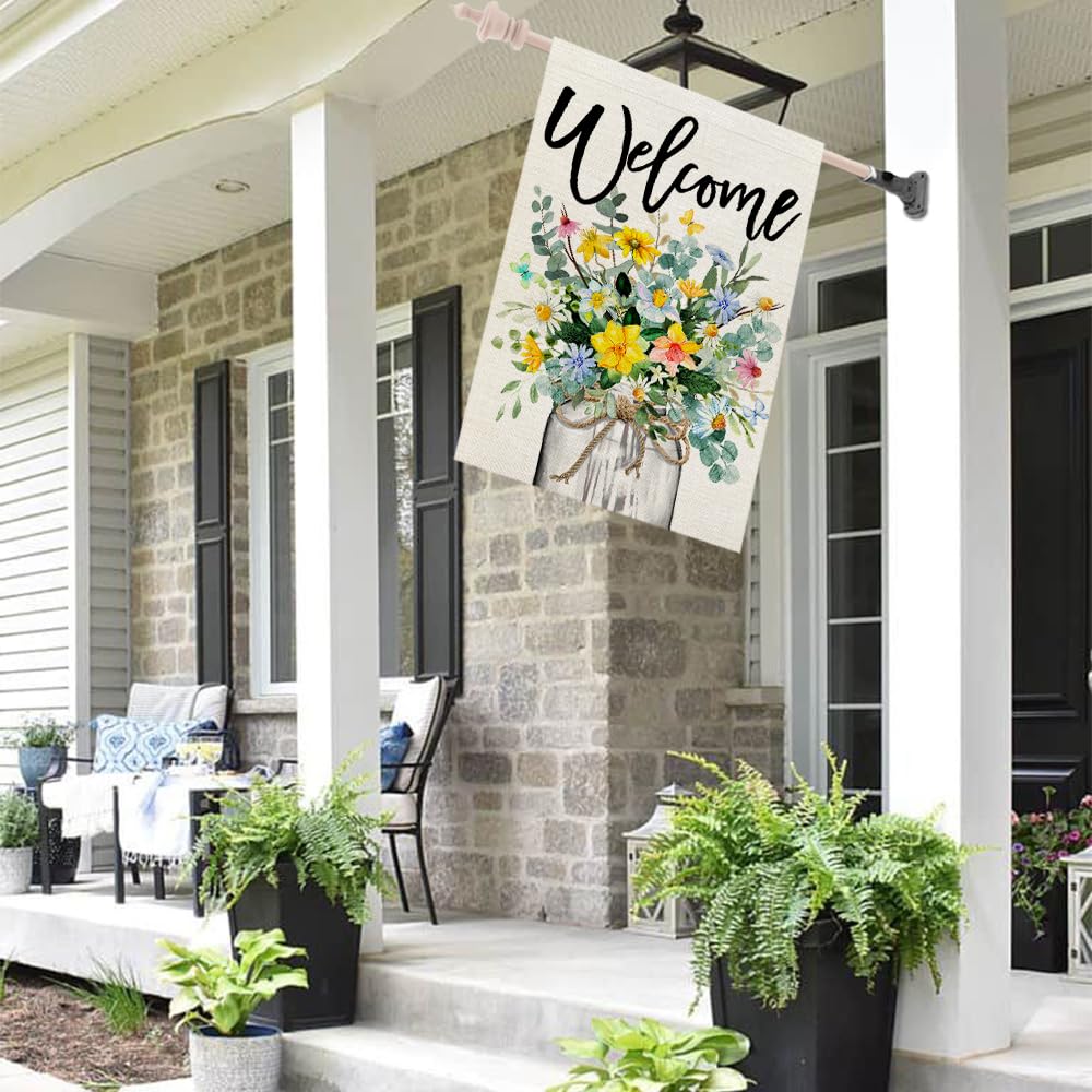 Crowned Beauty burlap-texture polyester flag withstands outdoors and weather