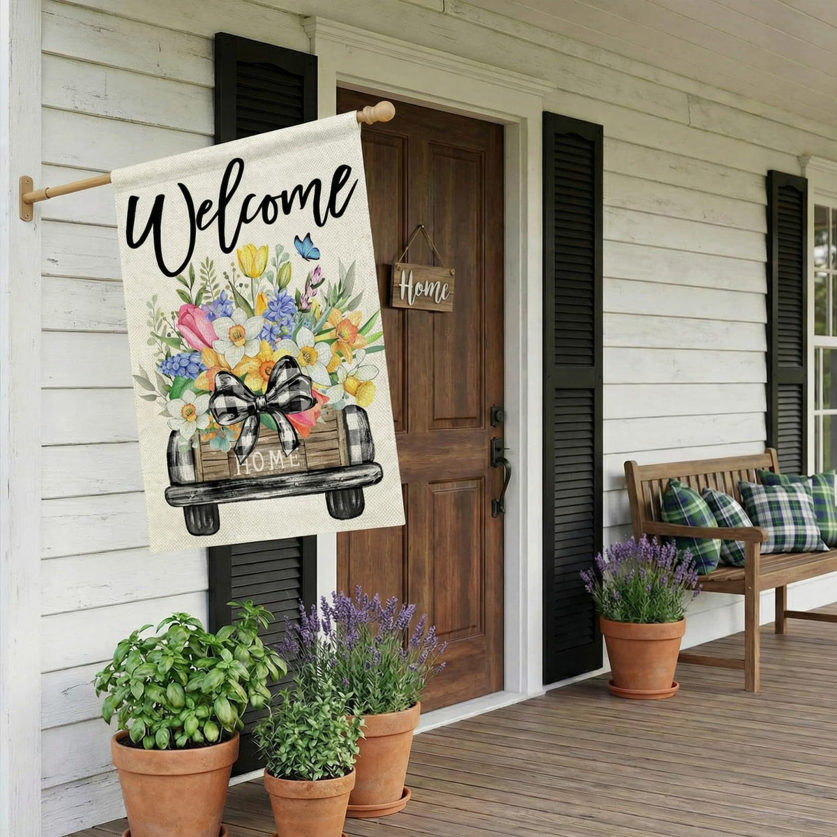 CROWNED BEAUTY burlap-texture flag for durable outdoor use
