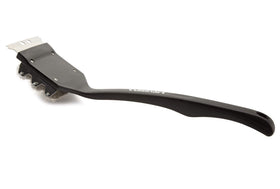 Cuisinart CCB-100 comfort grip handle for better leverage while scrubbing
