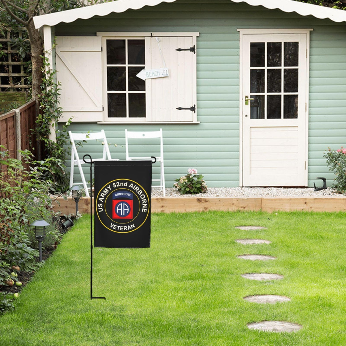 Cumpiuso garden flag makes a thoughtful gift