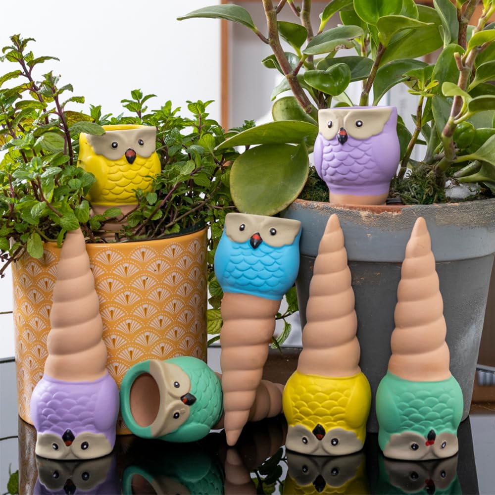 CZWL&HG owl-shaped planter accessory on outdoor pot