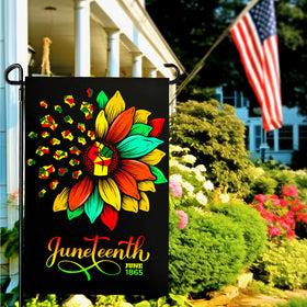 Dacawin flag's vibrant ink print keeps colors bright for seasonal garden displays.