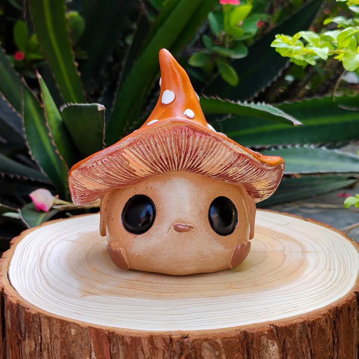 DAECHAO indoor outdoor mushroom statue suits shelves and entryways