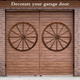 DaisyInner 30-inch wood wagon wheel decor serves as a bold rustic focal point.