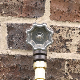Universal-fit design works with most standard outdoor faucets.