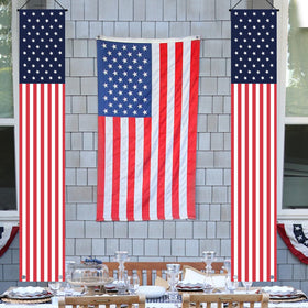 DanCoom red white blue design banner offers bold, lasting color