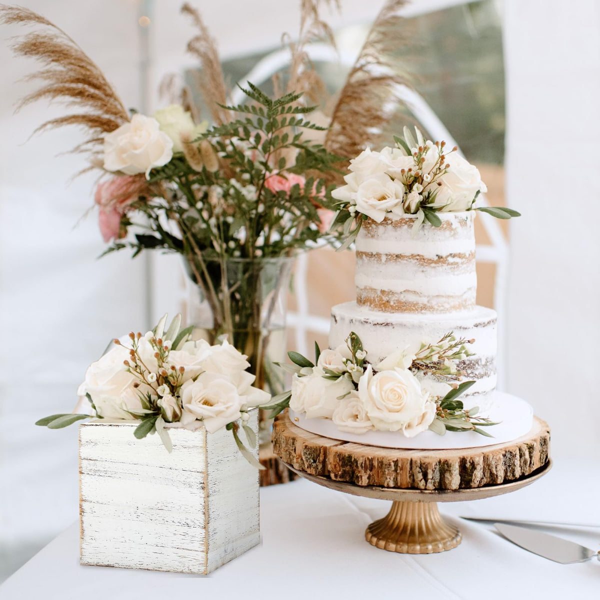 Dandat wedding centerpiece box creates elegant tablescapes with stable, water-safe design.