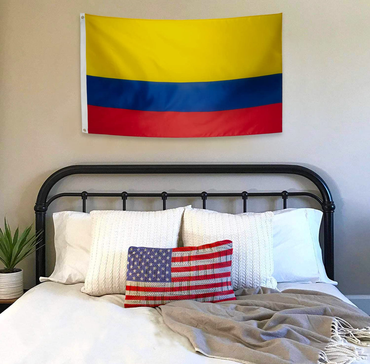 DANF FLAG Colombia 3x5ft back view showing double-sided visibility for versatile use.