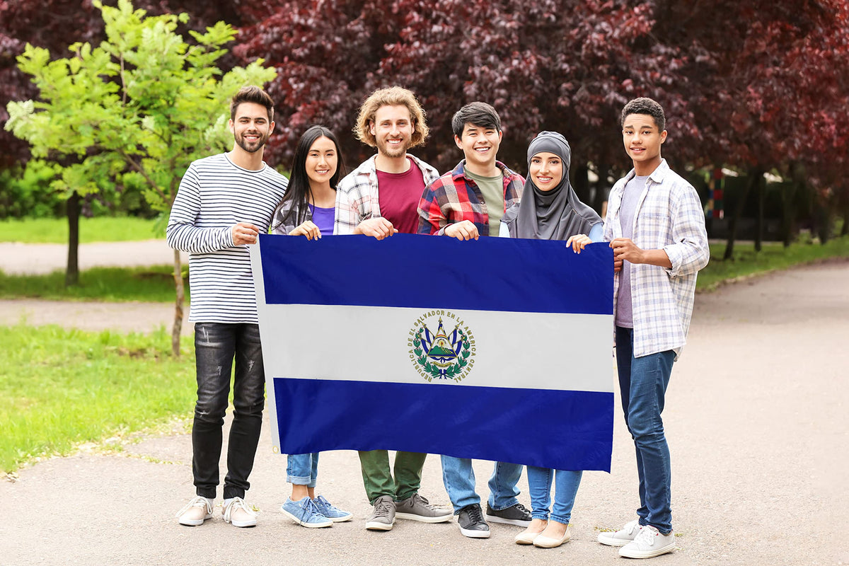 DANF El Salvador flag brass grommets offer secure mounting for walls or poles