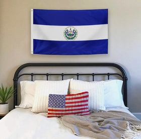 DANF El Salvador flag canvas header for a strong, reliable top edge