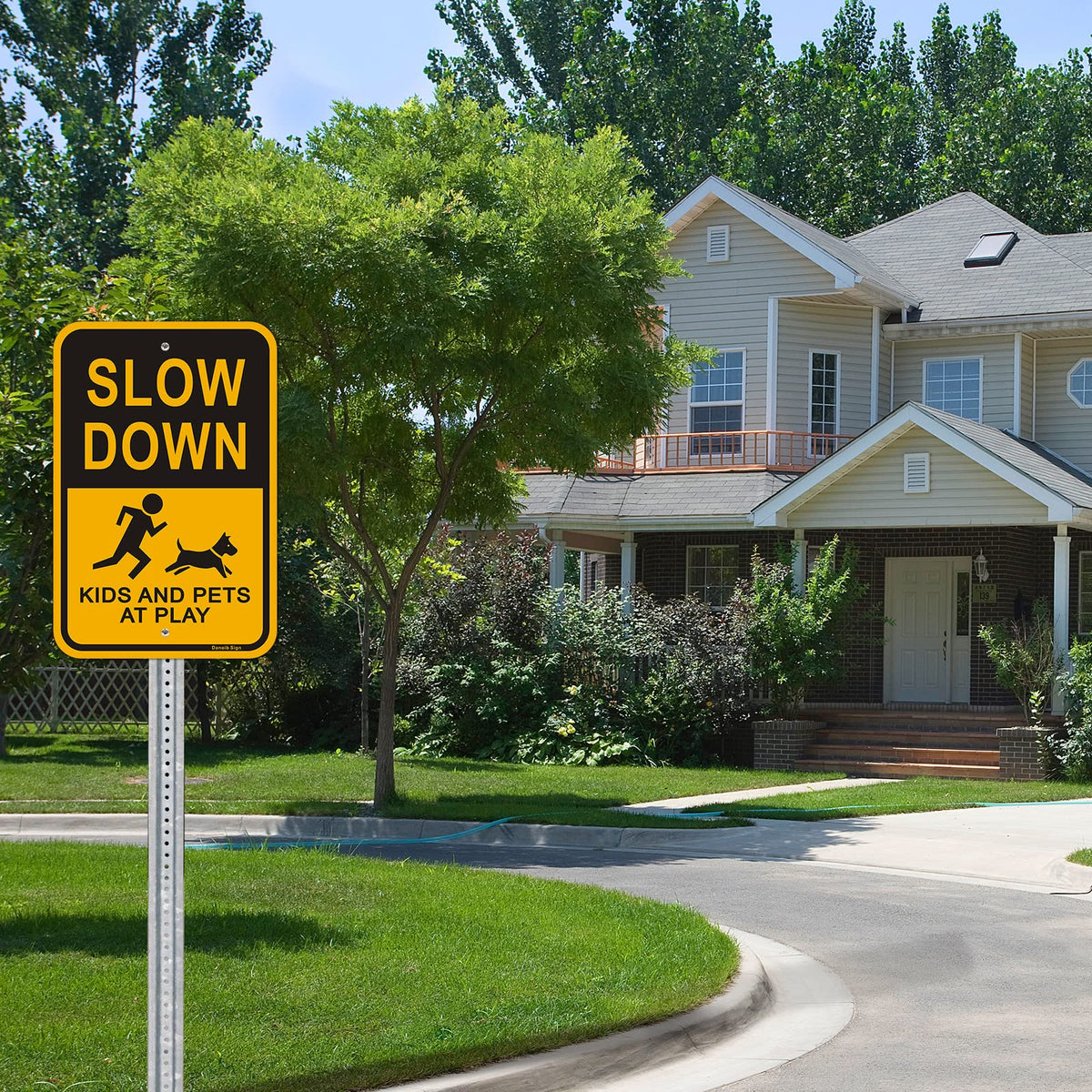 Danoib two-pack offer ideal for front yard and community entrances