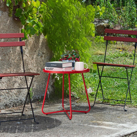 danpinera weatherproof finish stays bright with minimal upkeep
