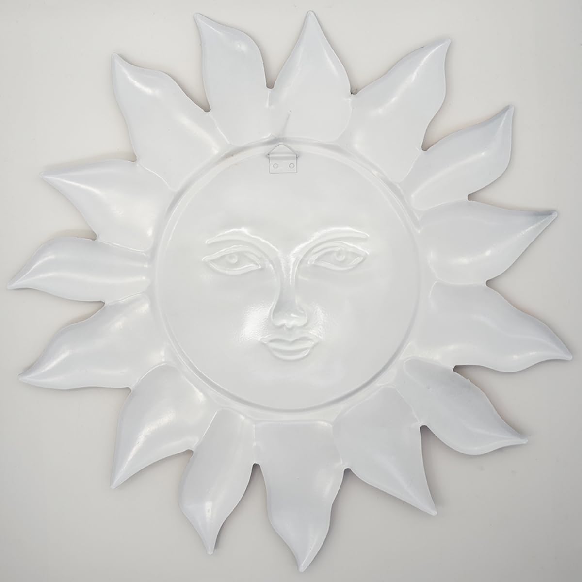 Daogtc Sun-I gift-ready decor ideal for birthdays and holidays.